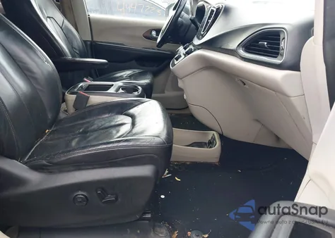 2017 Chrysler Pacifica Touring-L Plus из США, поврежденный, VIN 2C4RC1EG4HR533707